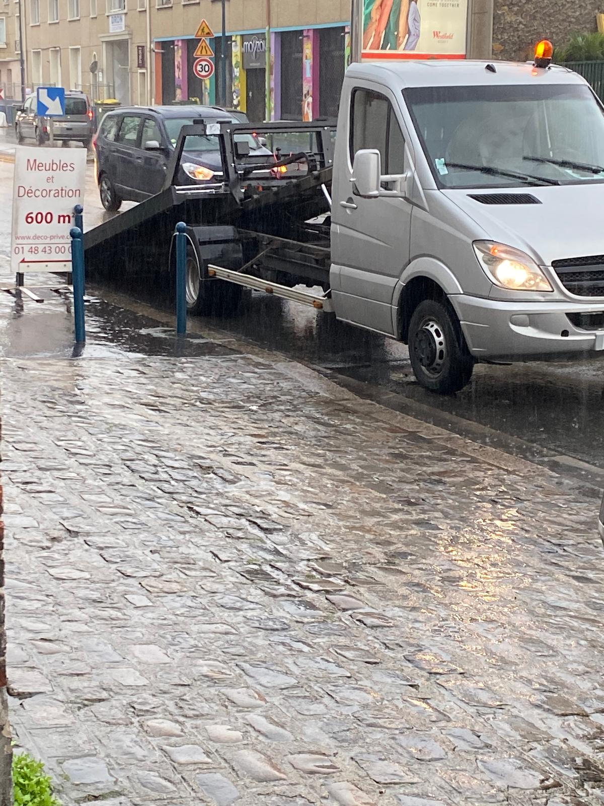 Dépanneuse Zak Auto 4 - Dépannage professionnel